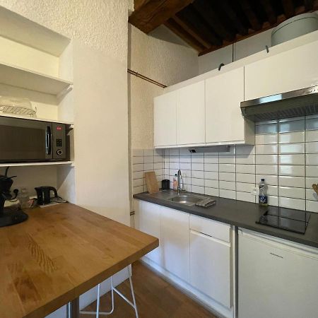 Studio Vieille Ville Besançon Esterno foto
