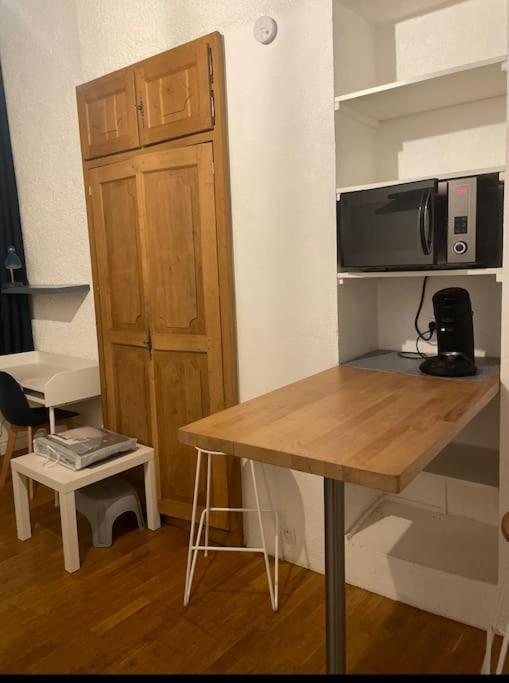 Studio Vieille Ville Besançon Esterno foto